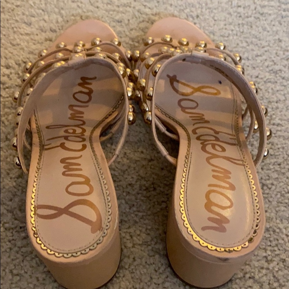 Shoes - Picture 4 of 6